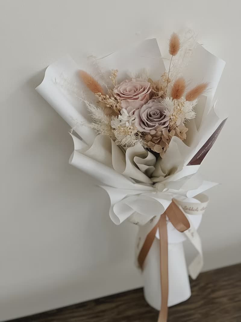 【永生玫瑰花花束】• 情人節/永生玫瑰花/永生玫瑰花花束/玫瑰花