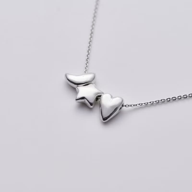 Classic Letter Necklace 經典刻字項鍊 - 一個墜飾
