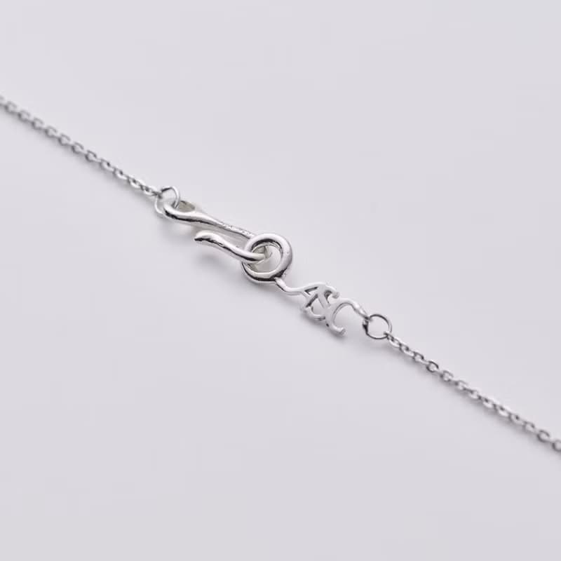 Classic Letter Necklace 經典刻字項鍊 - 一個墜飾