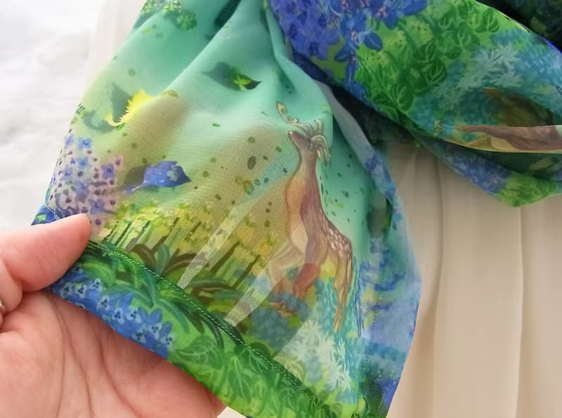 二週間【Forest with owls and deer】アートシフォンストール　スカーフ　ショール　母の日　ファッション小物　緑　かわいい