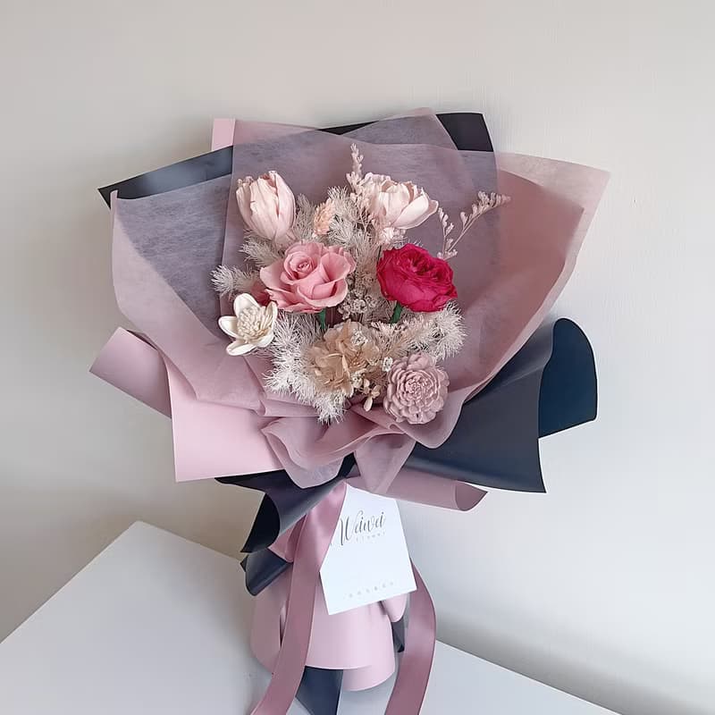 乾燥永生花束/情人節禮物/情人節花束/求婚花束/告白花束