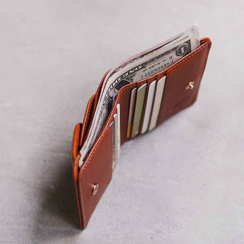 日本率性 輕巧口袋型多夾層手工牛皮短夾Made in Japan by Folna