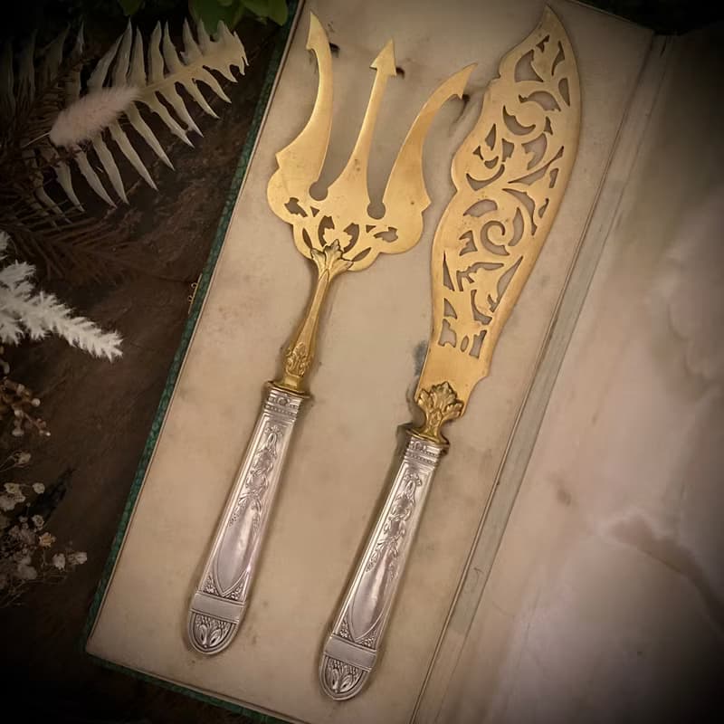 19世紀末 Louis XVI 復興風格法國純銀柄 雙色魚餐具組