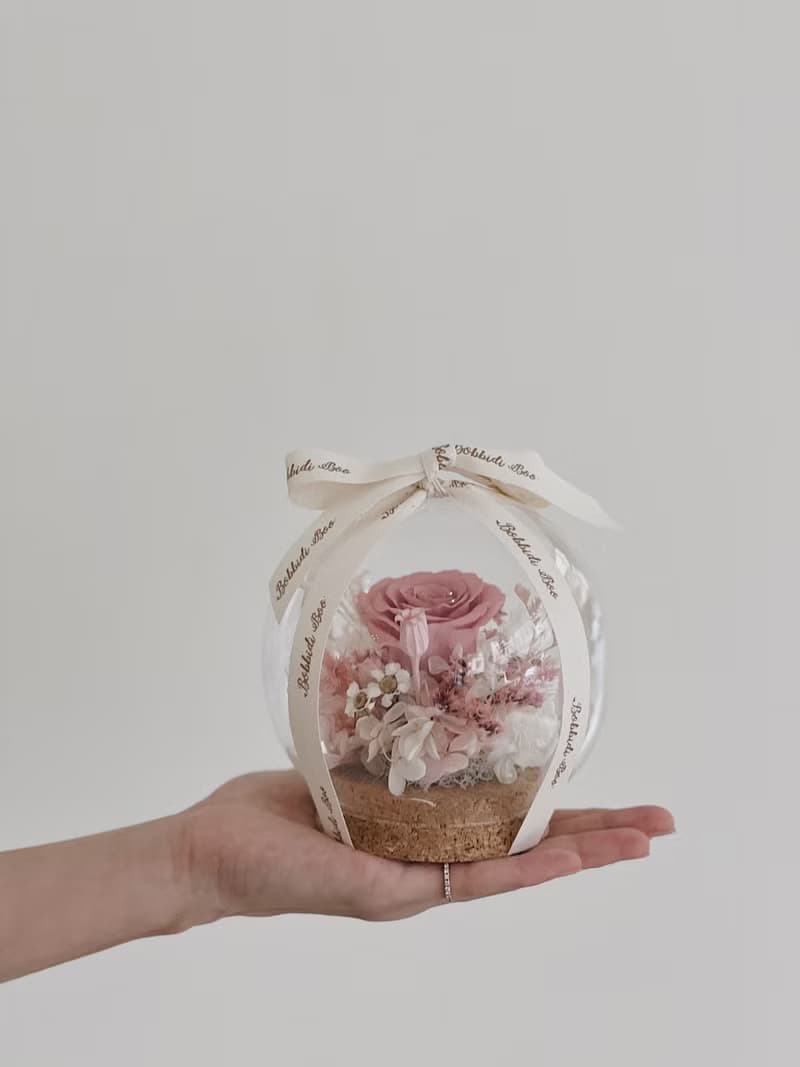 【永生玫瑰花玻璃球】• 情人節禮物/生日禮物/永生花/永生玫瑰花