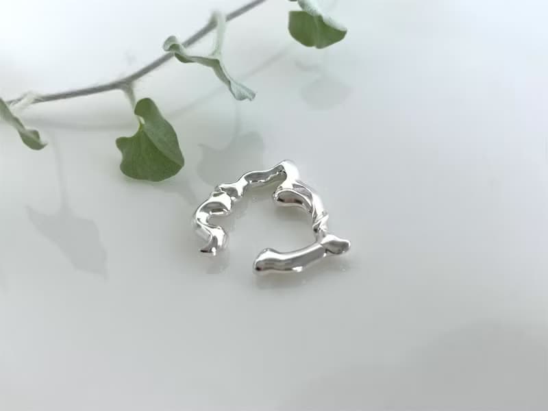 アイビーのイヤーカフ