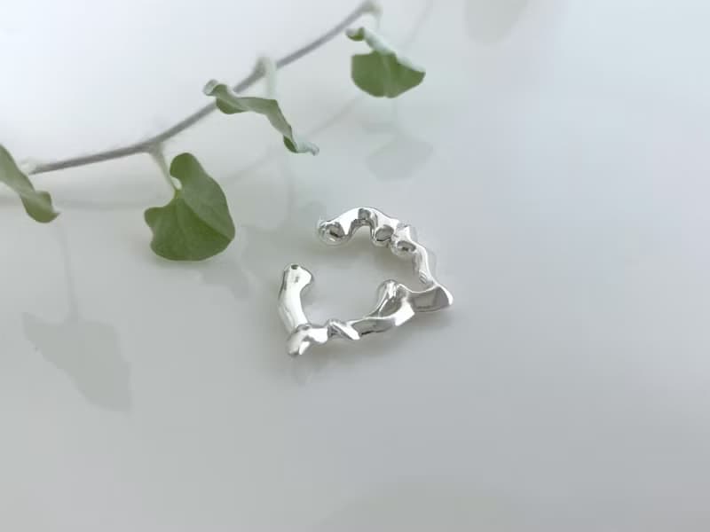 アイビーのイヤーカフ