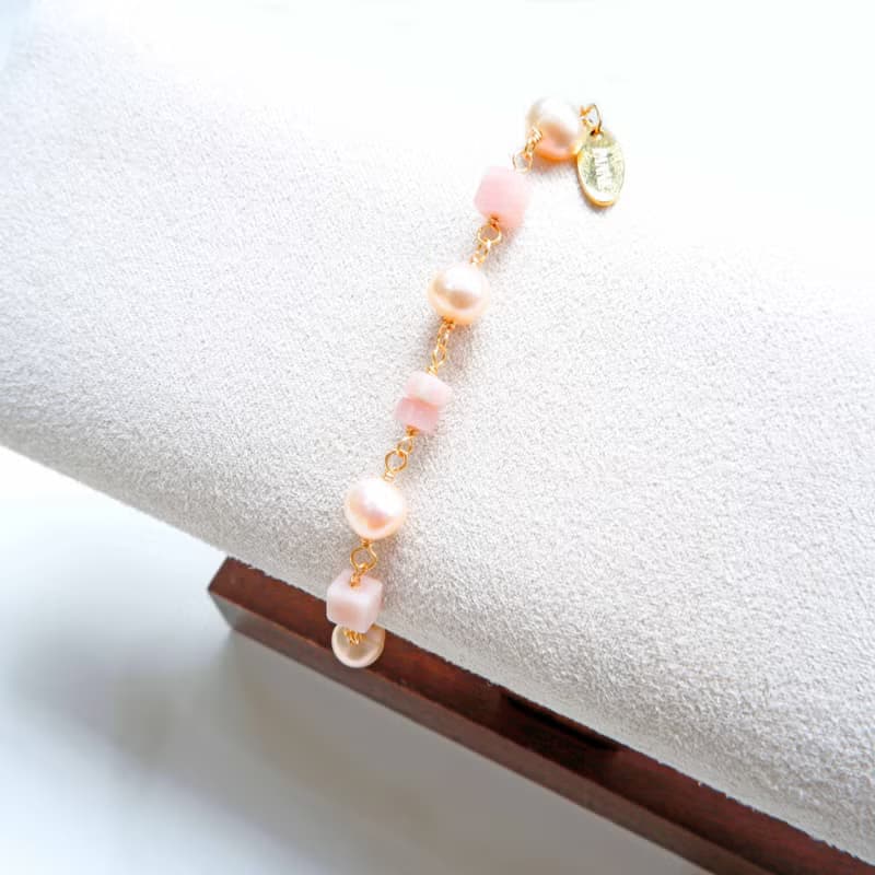Stone and pearl  Slider Bracelet