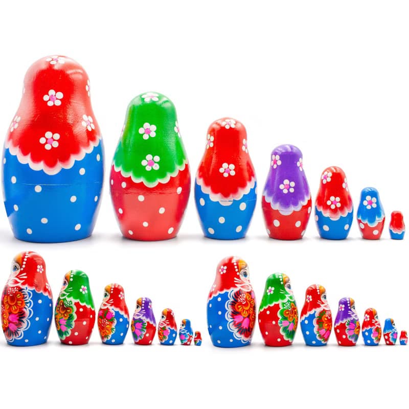 Cute Nesting Dolls - Classic Russian Doll with Bouquet of Bellflowers and Lilies