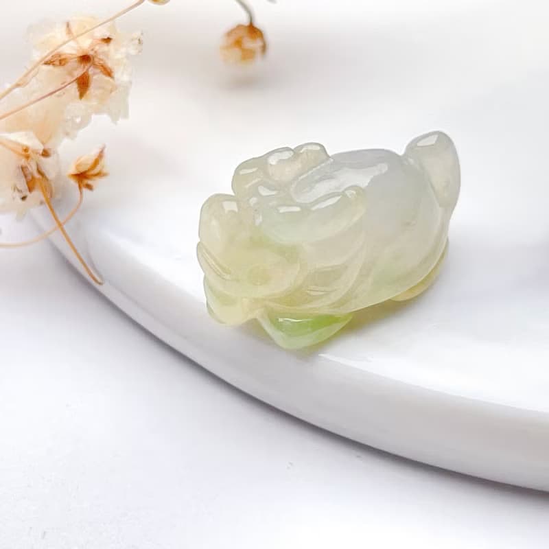 【吉祥‧長壽】冰種飄黃翡翠龍龜 | 天然緬甸玉翡翠A貨 | 送禮