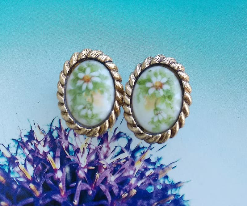 Vintage Jewelry 西洋古董飾品 雛菊手工手繪 清新 夾式耳環