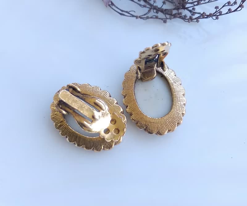 Vintage Jewelry 西洋古董飾品 雛菊手工手繪 清新 夾式耳環