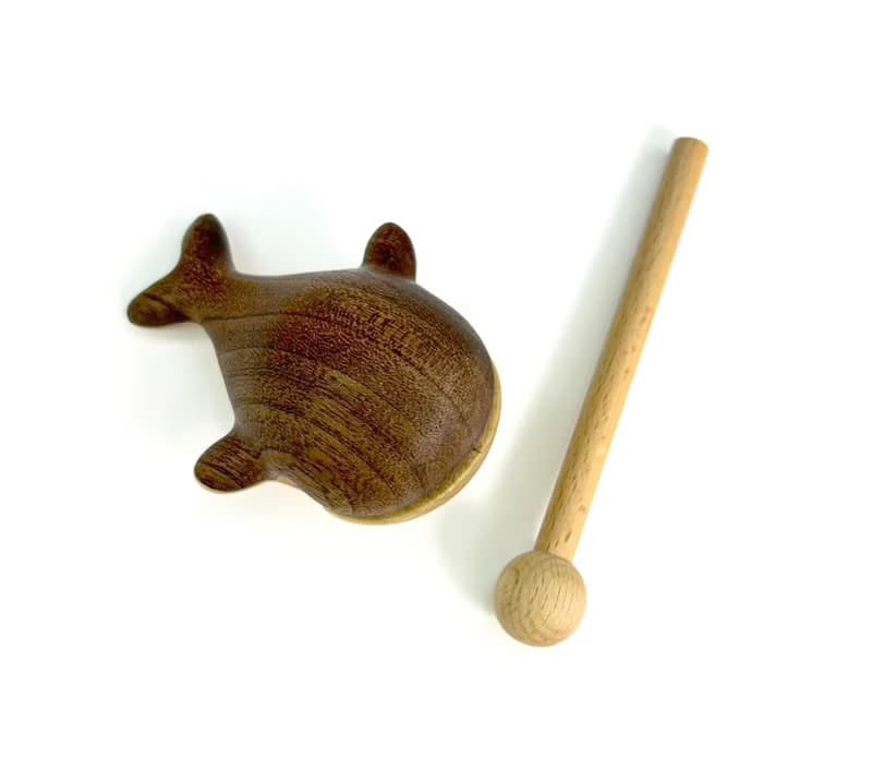 敲敲鯨木魚