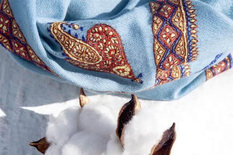 克什米爾 喀什米爾Cashmere 羊絨圍巾 純羊毛圍巾 戒指絨披巾刺繡