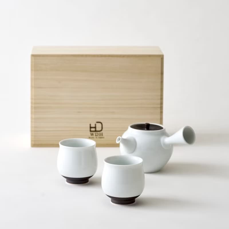 茶器　急須、湯呑2個セット 桐箱入り　錆釉