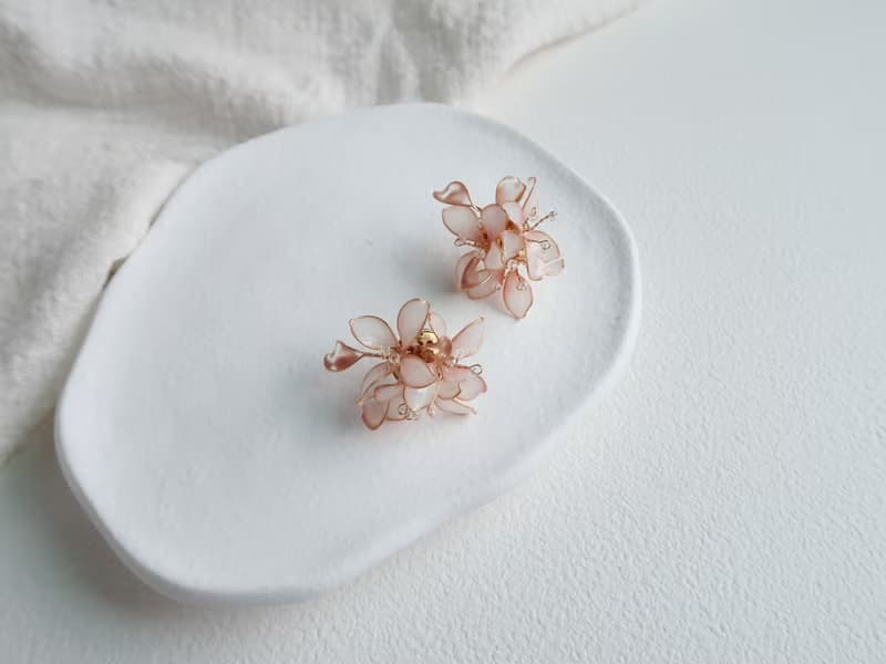 小女人 耳環 -手作水晶花 樹脂飾品 禮物 閨蜜飾品