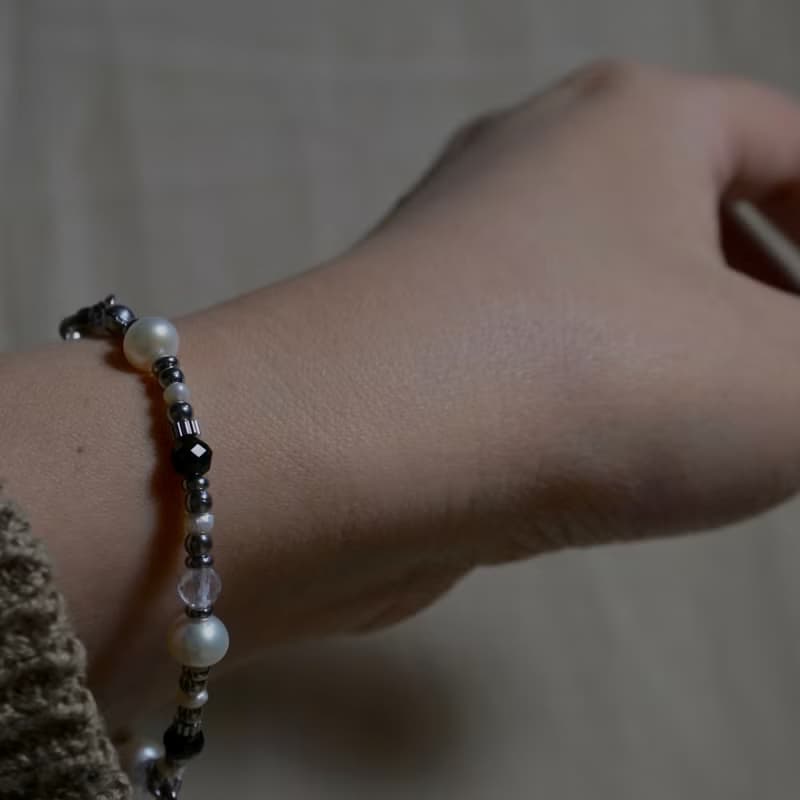 ll 白天不懂夜的黑 ll 淡水珍珠 黑碧璽 白水晶手鍊 BR-00009