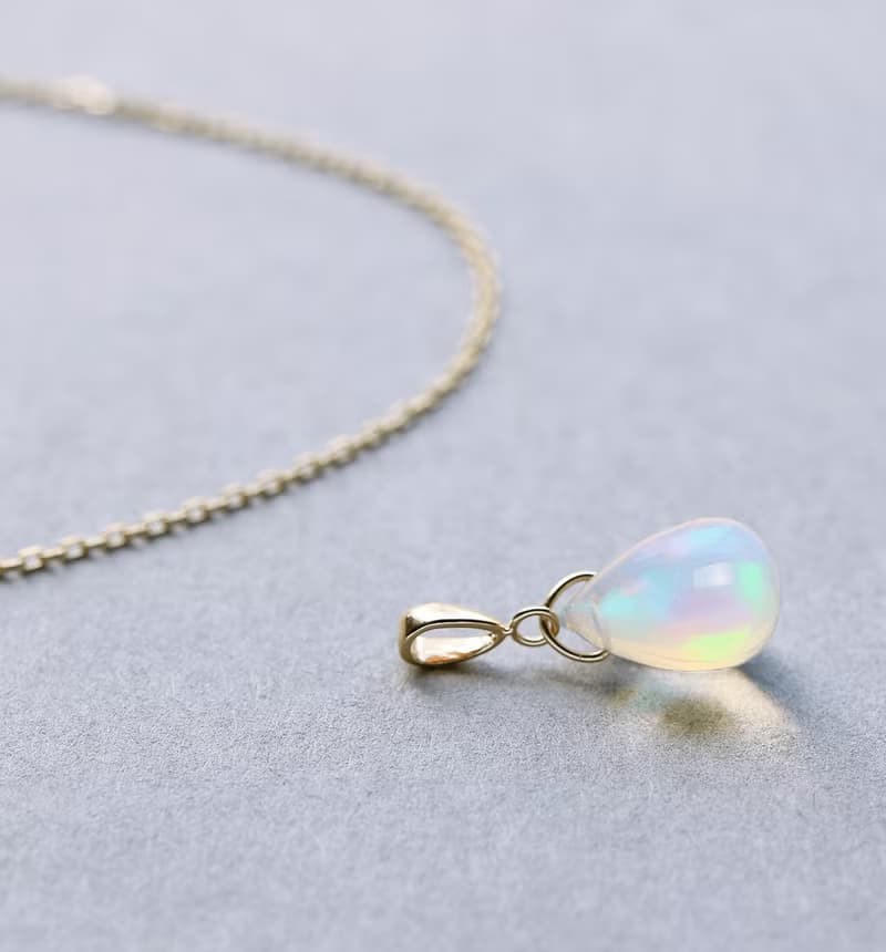 *数量限定* 10月誕生石 K10 大粒ウォーターオパール ネックレスチャーム ~BOURGEON~  (チェーンのセット購入できます)