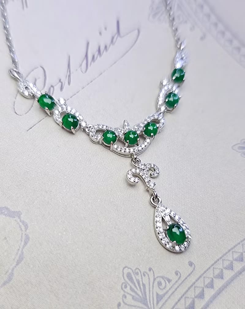 母親節超值|貴氣宮廷鳶尾花|A貨翡翠冰綠多顆蛋面純銀豪鑲項