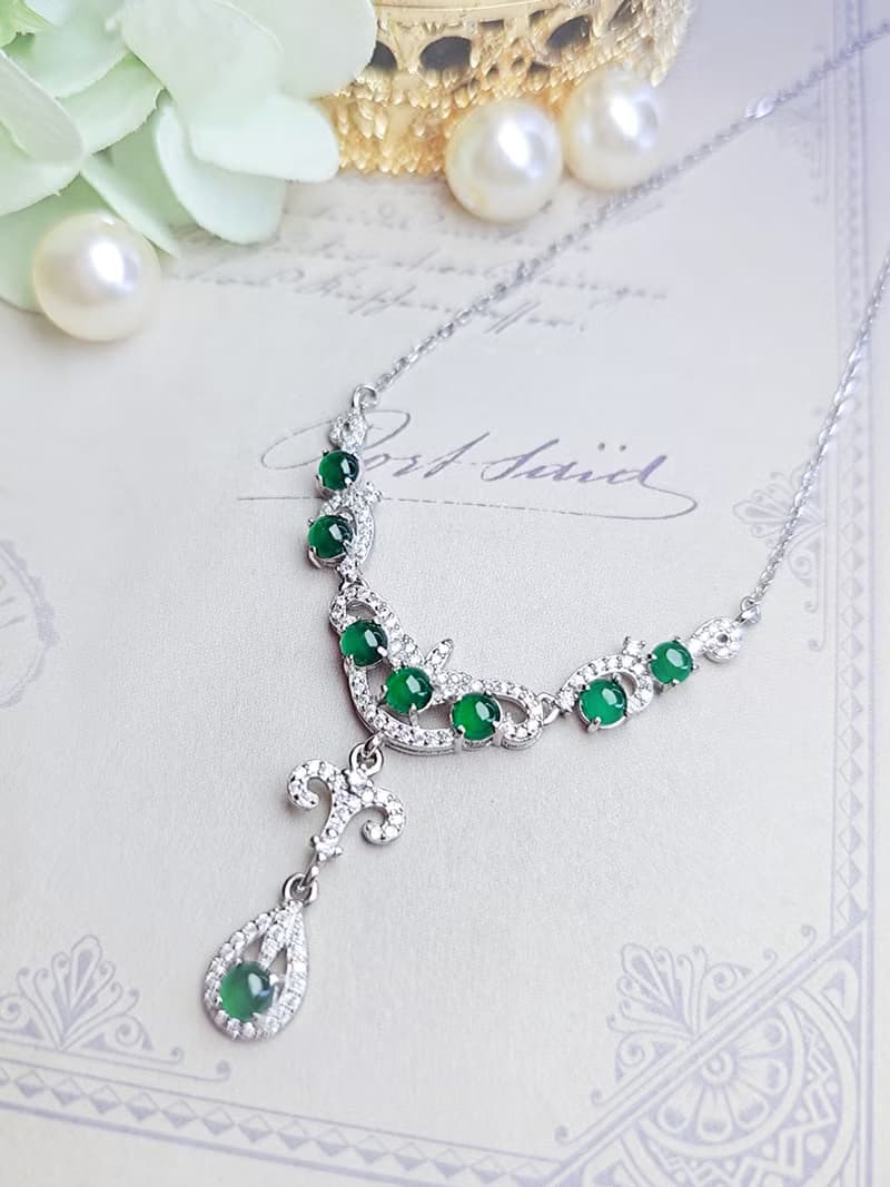 母親節超值|貴氣宮廷鳶尾花|A貨翡翠冰綠多顆蛋面純銀豪鑲項