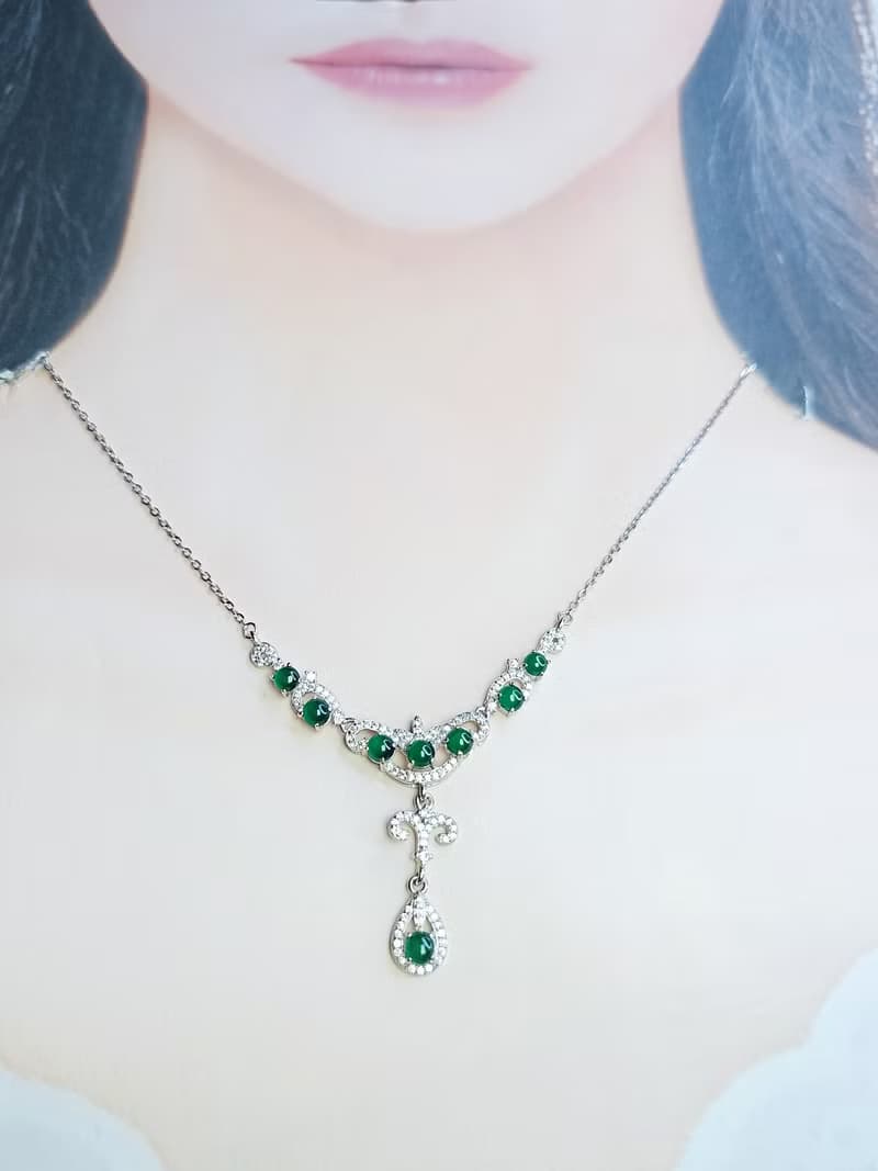 母親節超值|貴氣宮廷鳶尾花|A貨翡翠冰綠多顆蛋面純銀豪鑲項