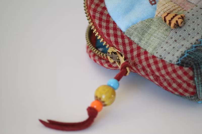 Quilted Purse With Zipper, Embroidered Tiny Coin Purse, Tuscany-inspired.