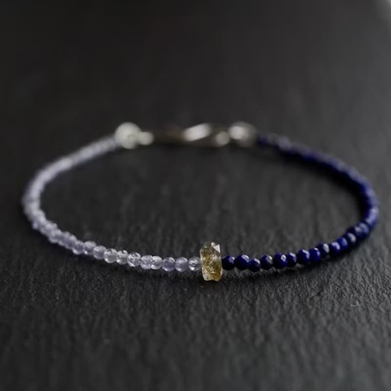 オイルインクォーツとタンザナイト・ラピスラズリのブレスレット【誕生石】