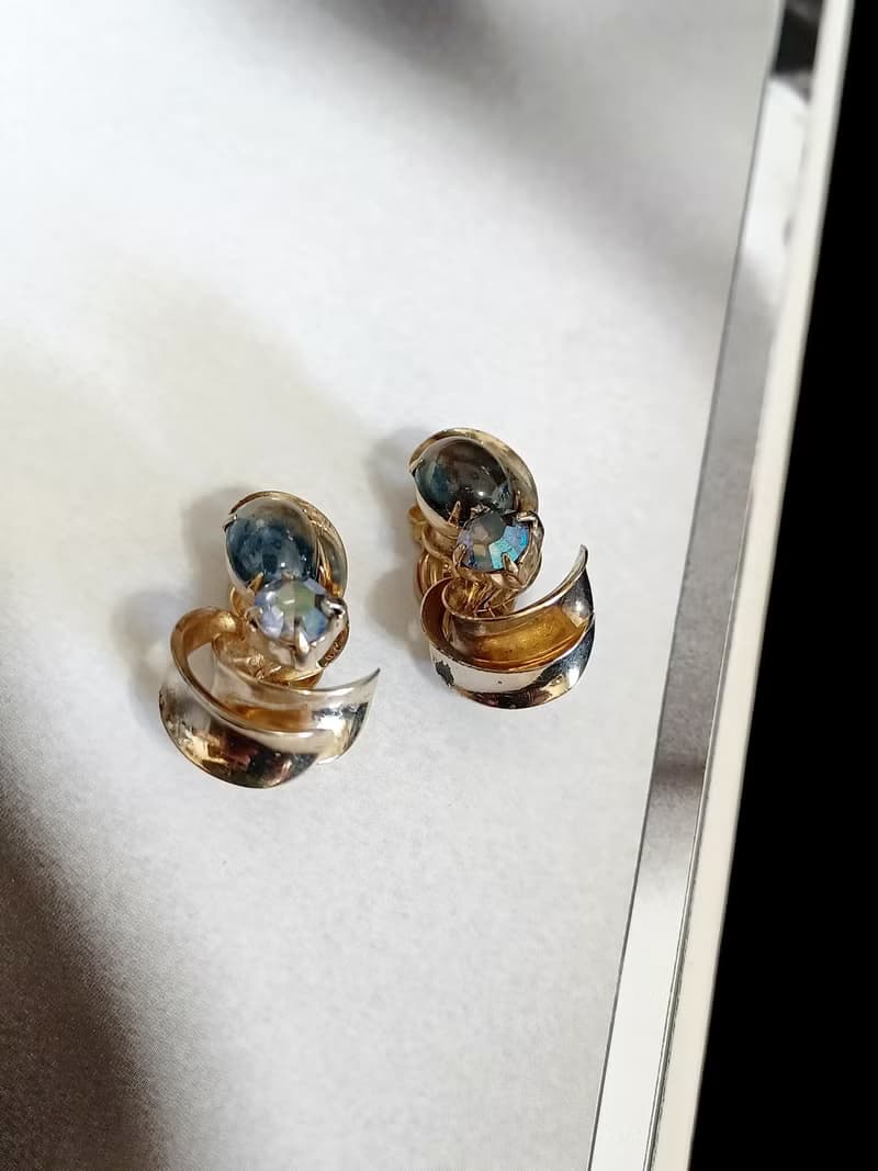 vintage jewelry 古典藝術仿寶石萊茵 夾式耳環