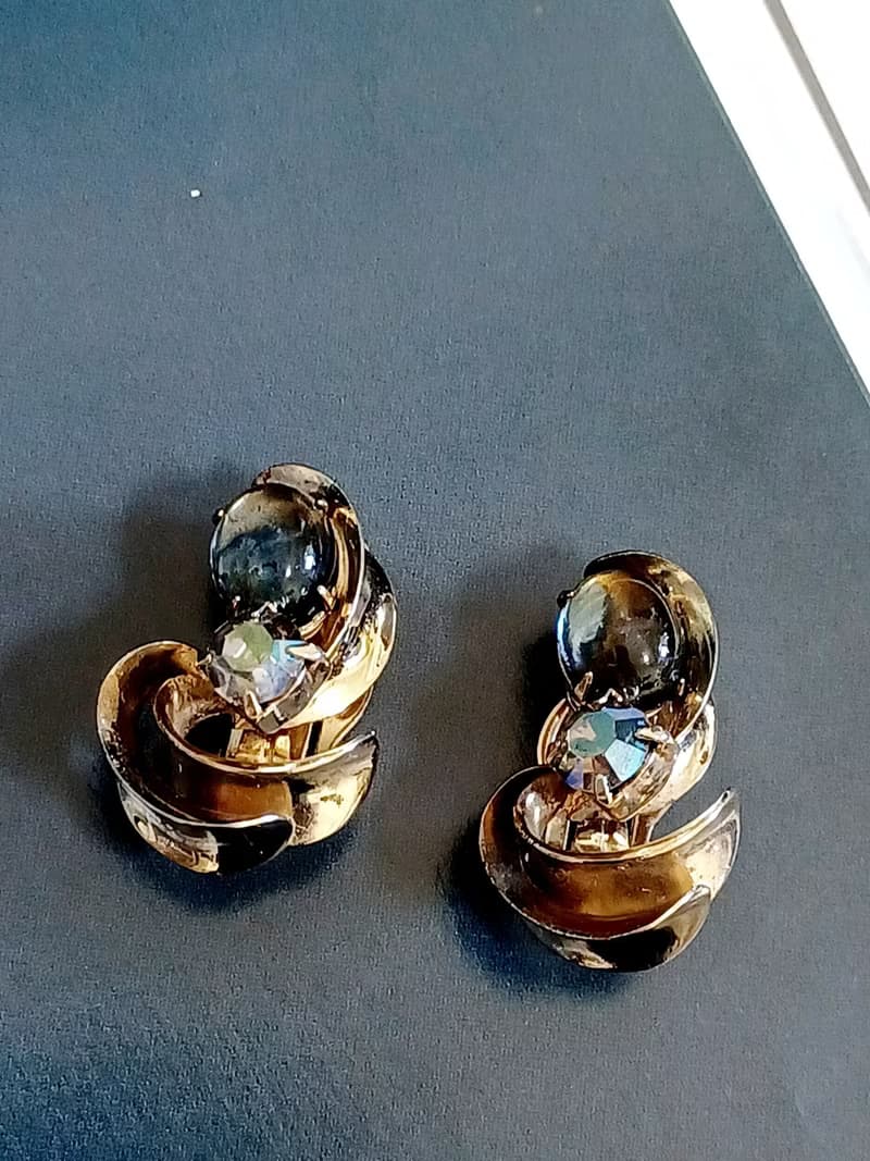 vintage jewelry 古典藝術仿寶石萊茵 夾式耳環