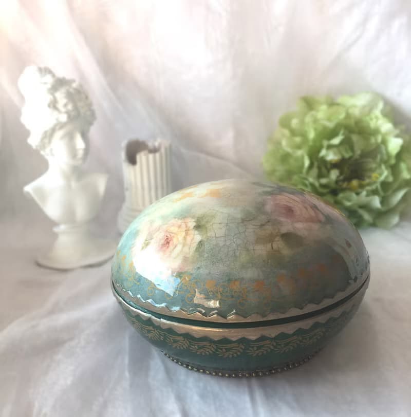 Green jewelry box, round ring box, rose box, gift box, anniversary gift