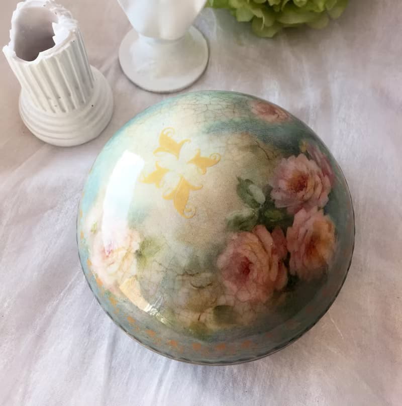 Green jewelry box, round ring box, rose box, gift box, anniversary gift
