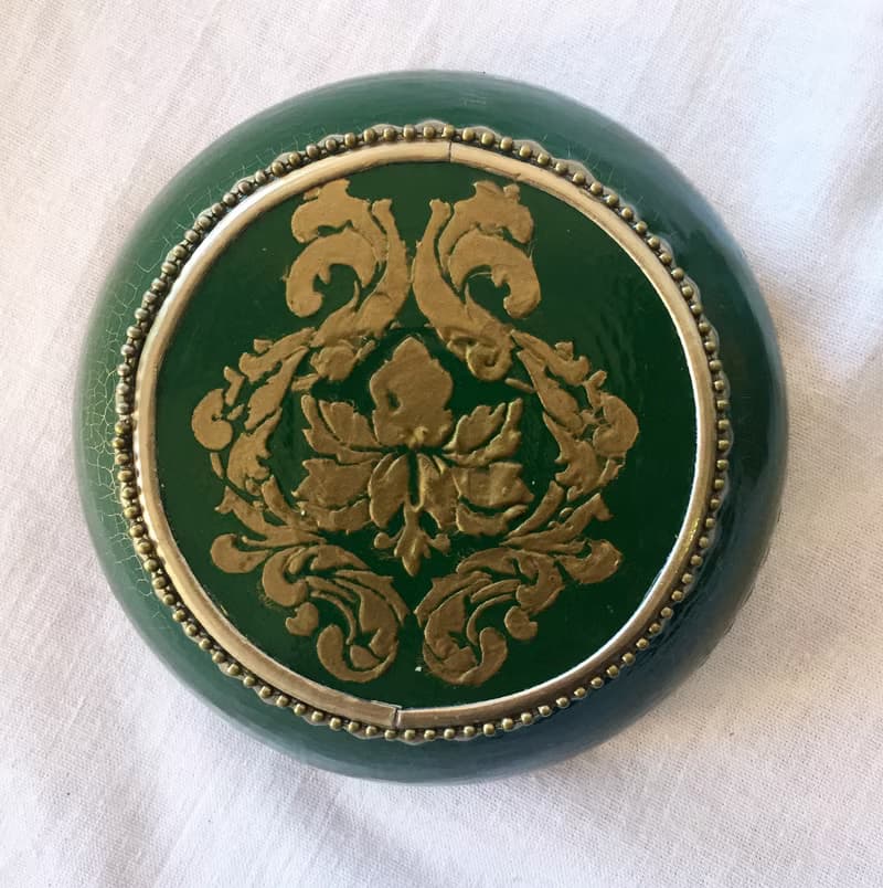 Green jewelry box, round ring box, rose box, gift box, anniversary gift