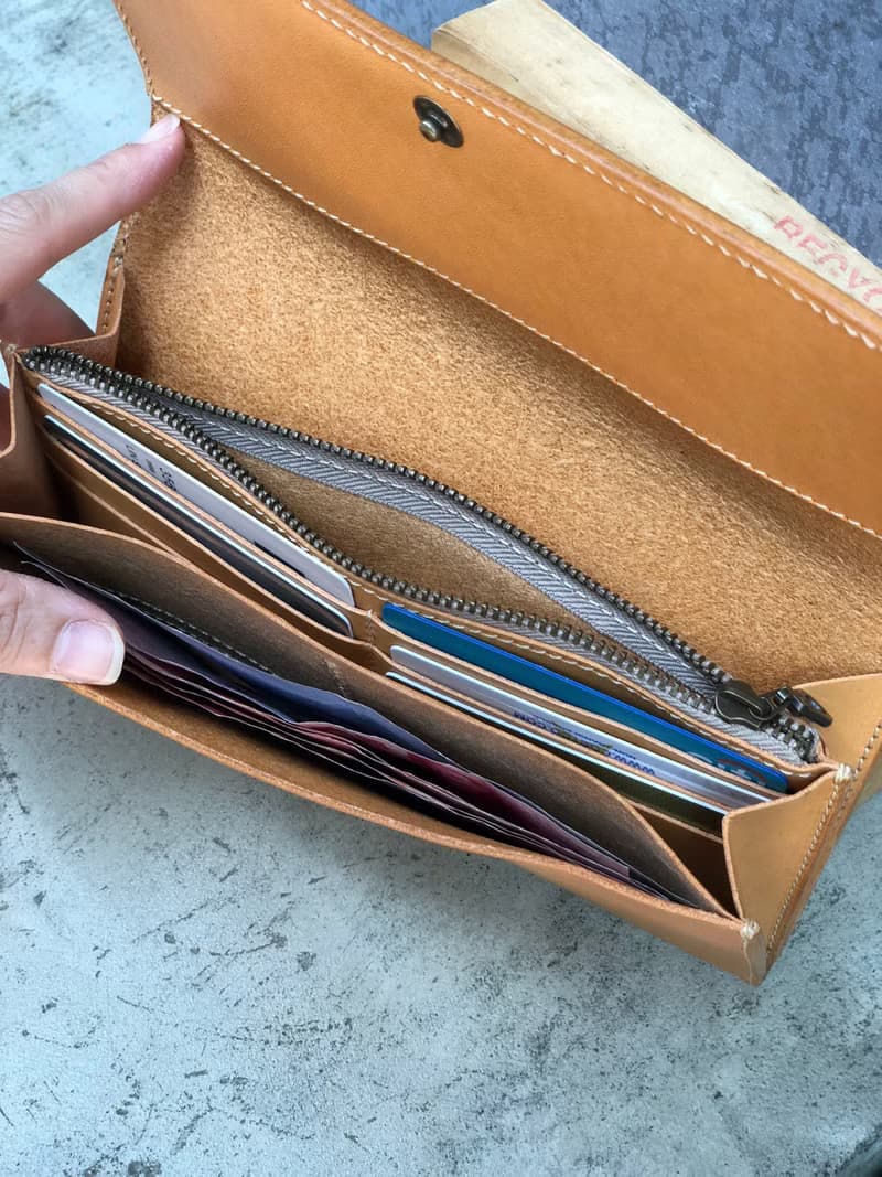 經典對折長夾/皮夾  Color:黃棕色 植鞣牛革製