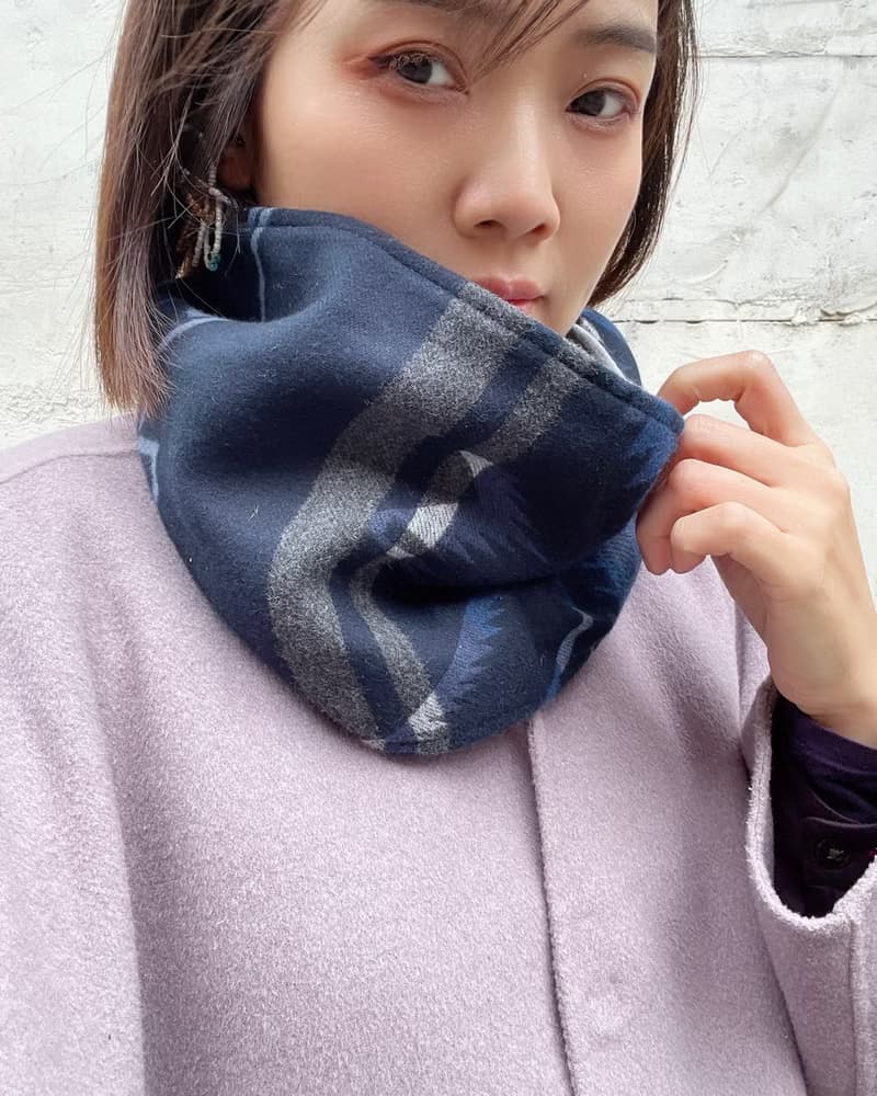 丈青幾何圖騰  刷毛圍脖 圍巾