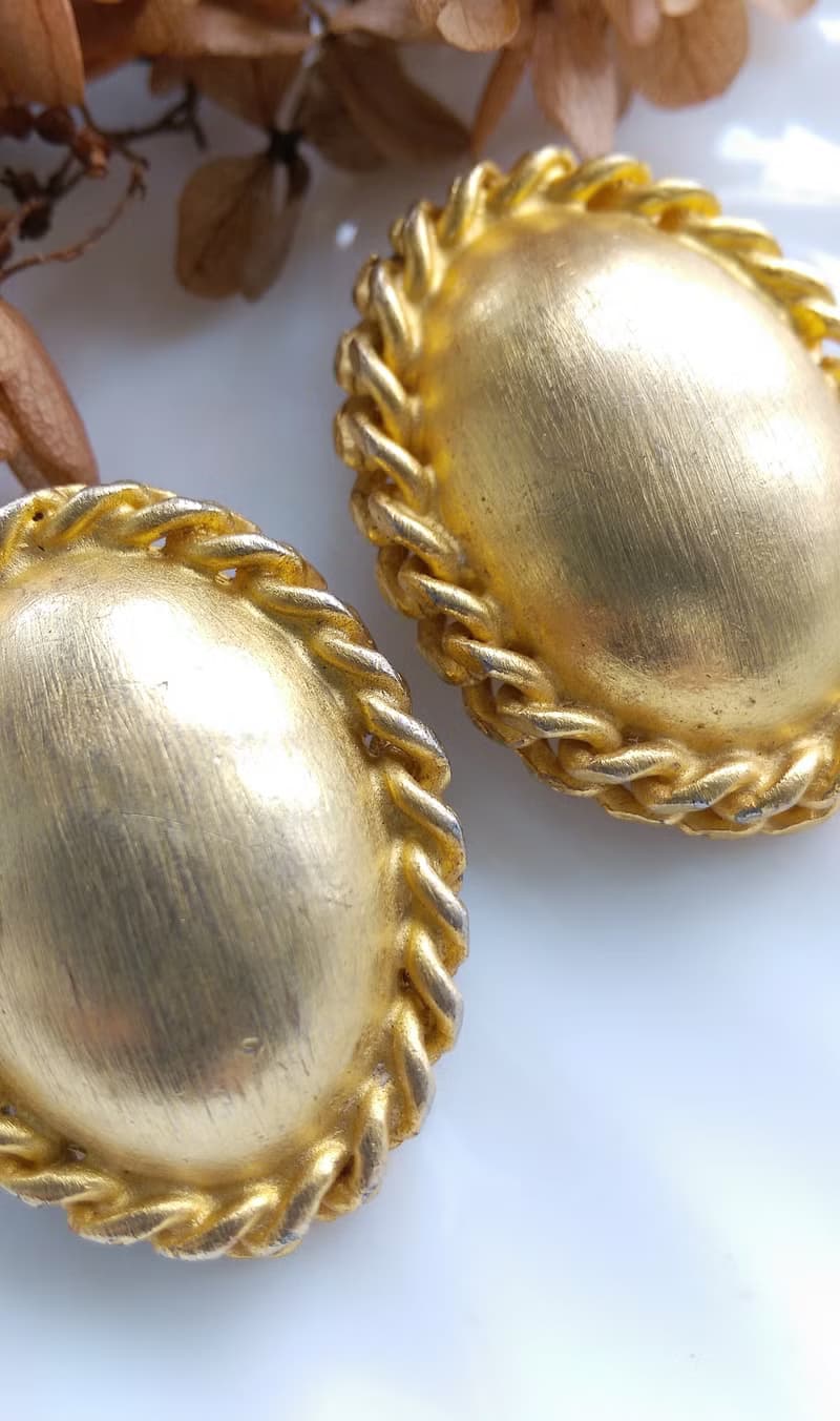 Vintage Jewelry 西洋古董飾品 橢圓 刷金 繩索框  夾式耳環