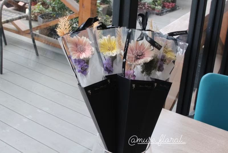 畢業熊花束/情人節花束/乾燥花花束/永生花花束/畢業花束