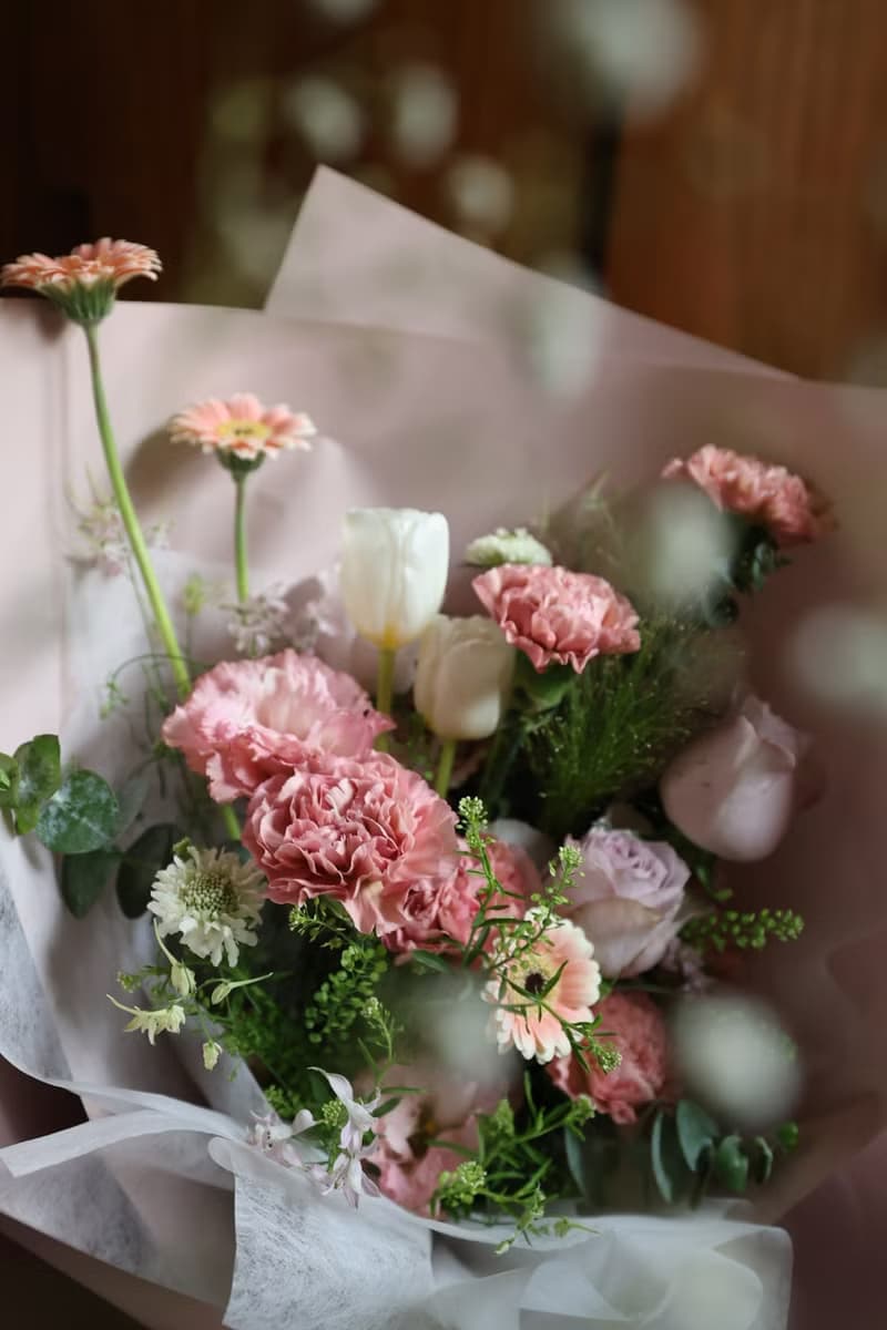 復古粉康乃馨 桔梗鬱金香 大盛鮮花束 2025母親節