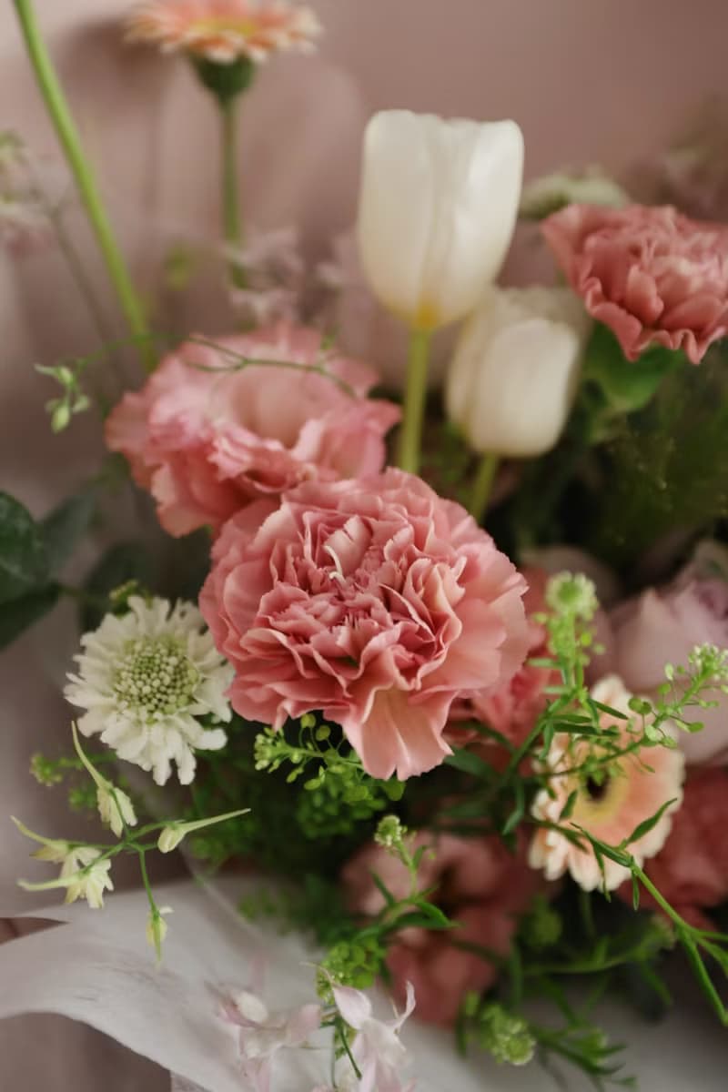 復古粉康乃馨 桔梗鬱金香 大盛鮮花束 2025母親節