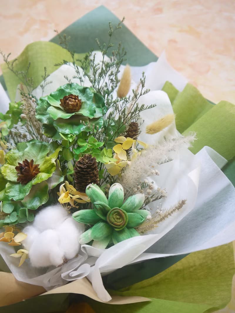 榜上有名.森林綠色系.乾燥花.永生花.情人節.生日.畢業花束
