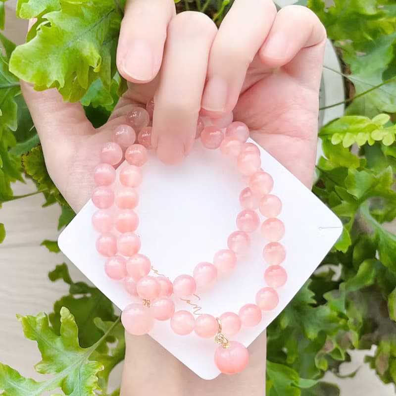 聚寶半盆 蜜桃果汁鹽源瑪瑙彈性手鍊