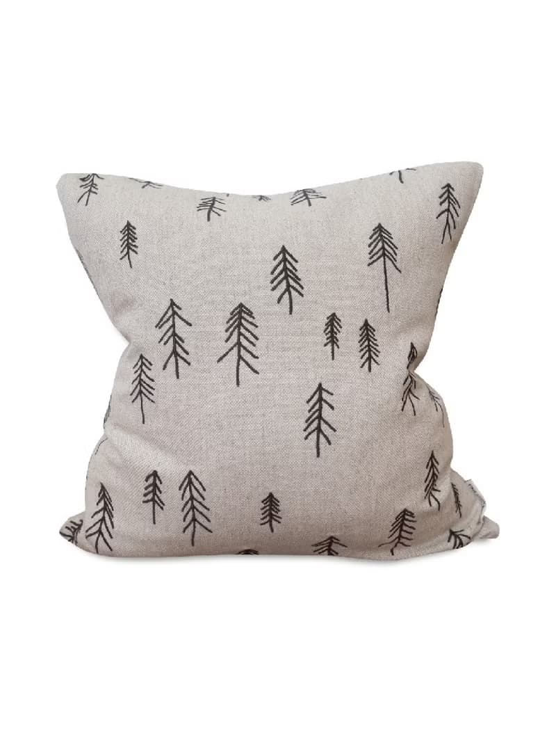 北歐設計師款 - 刺繡抱枕套 TALL EMBROIDERED CUSHION COVER
