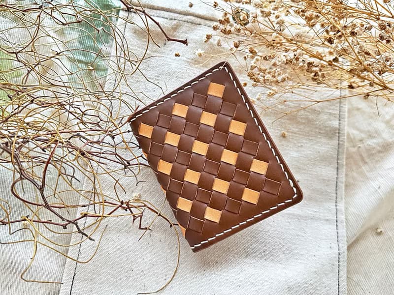 織皮對摺6咭位咭套 皮革DIY材料包 好好縫 免費壓字 實用 卡片套