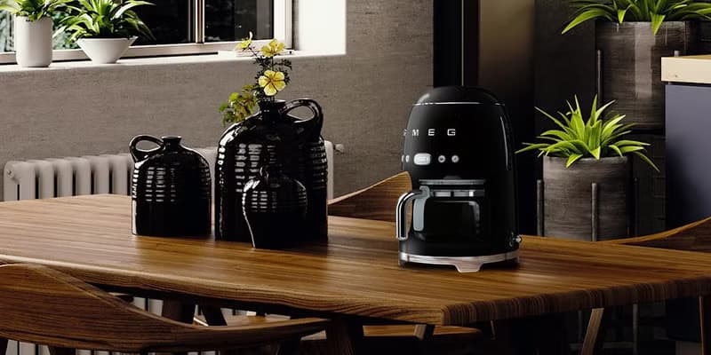 【SMEG】義大利濾滴式咖啡機-耀岩黑