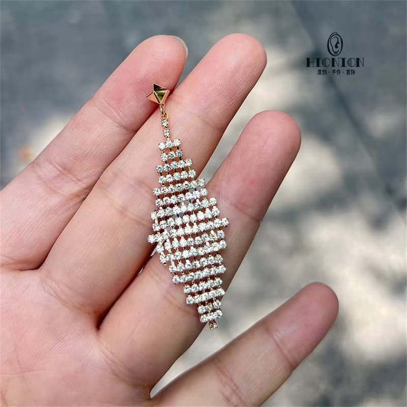 曼波女王小眾時髦鋯石流蘇耳夾超閃菱形氣質耳釘摩登日常耳環