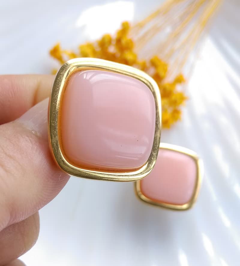 Vintage Jewelry 西洋古董飾品 TRIFARI 甜美嫩粉 夾式耳環