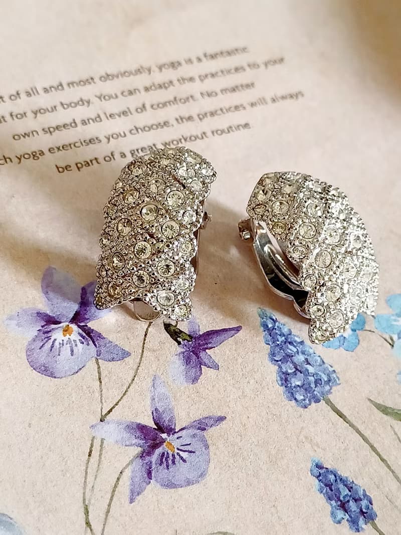 vintage jewelry 華麗滿綴萊茵鑽 夾式耳環