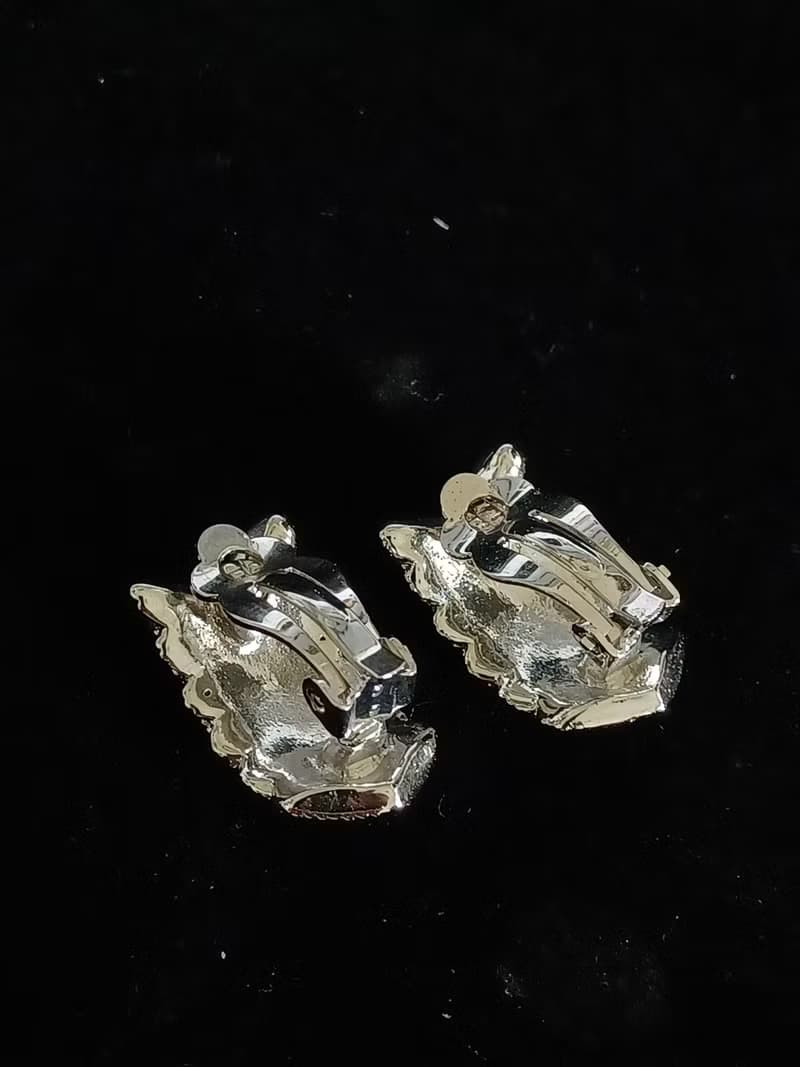 vintage jewelry 華麗滿綴萊茵鑽 夾式耳環