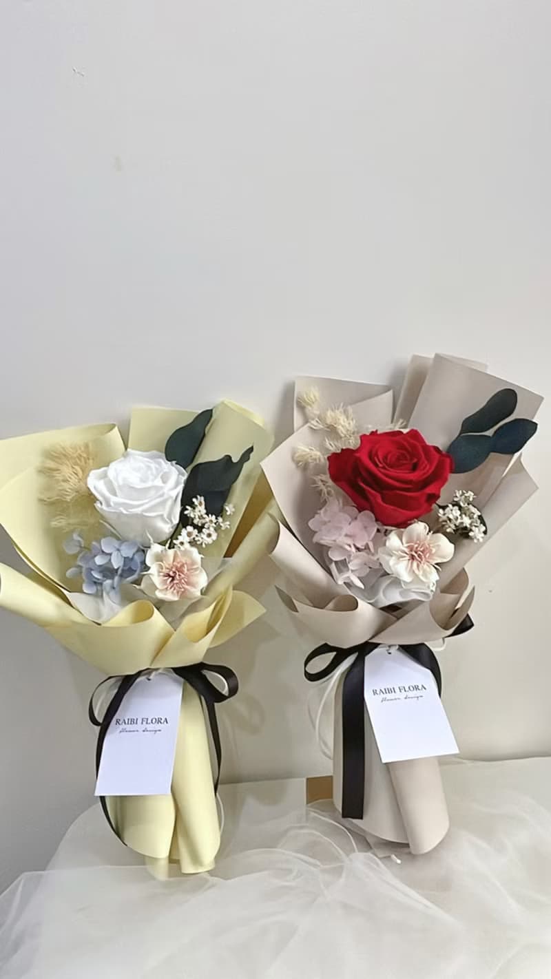 永恆光影 / 永生玫瑰花束 進口厄瓜多玫瑰 情人節 生日花束