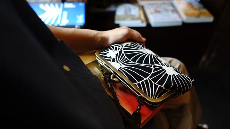 手染風呂敷/日本摩登隨行小收納口金包/手機側背包
