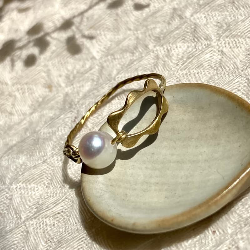 老林雜貨 | 珍珠黃銅框框戒指