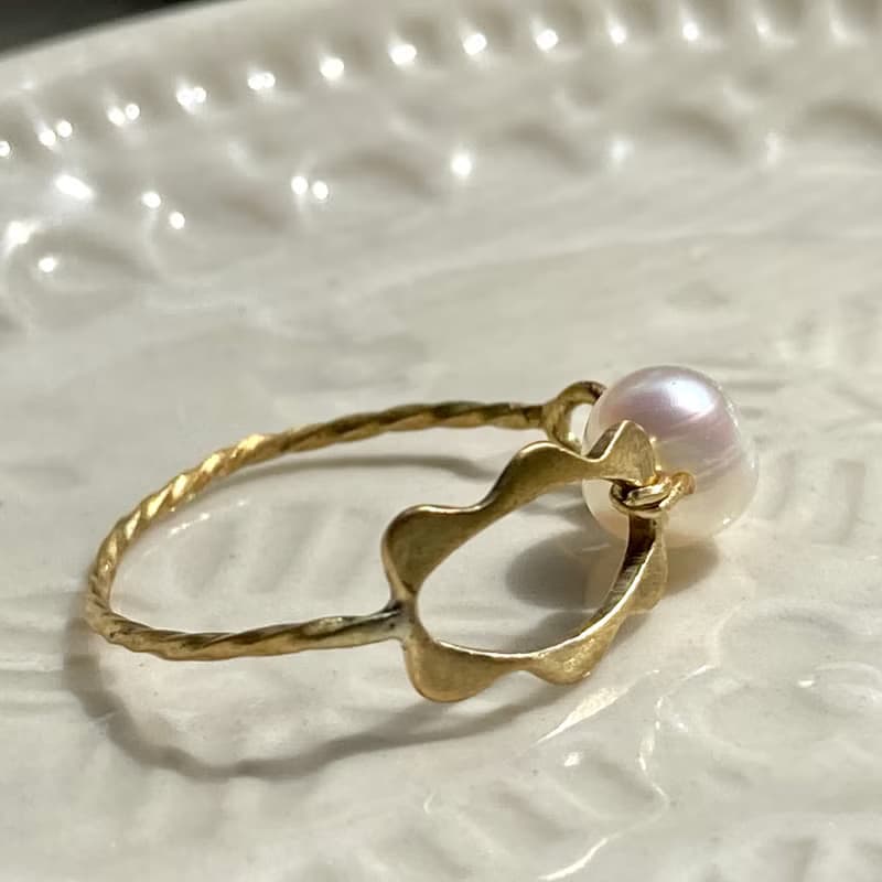 老林雜貨 | 珍珠黃銅框框戒指